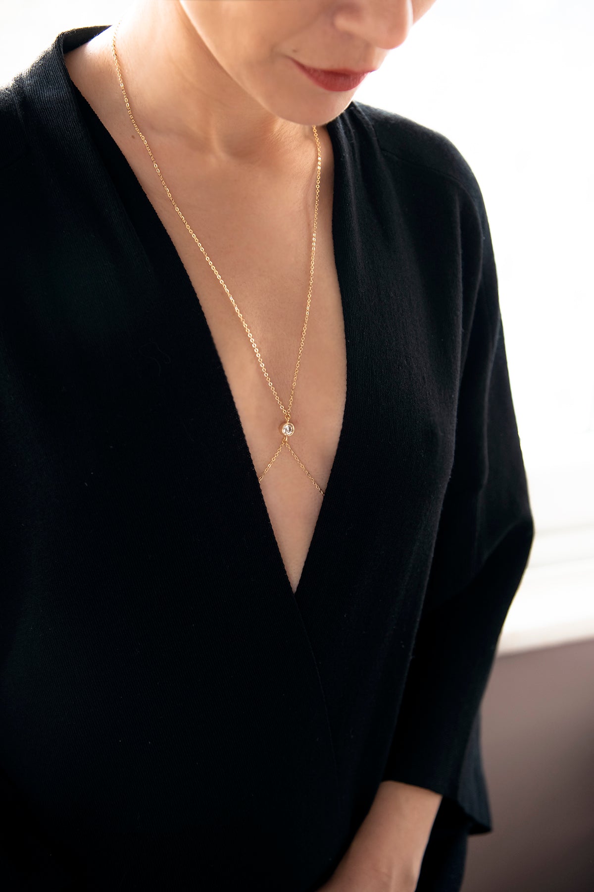 SINGLE DIAMOND – Delicate CZ Body Chain
