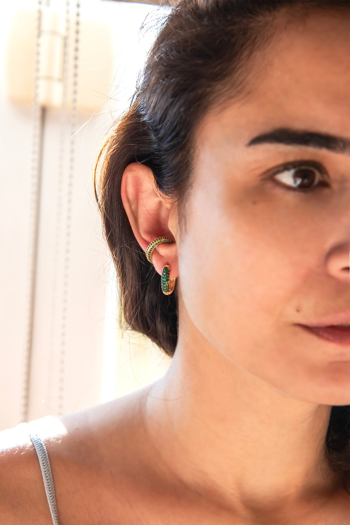STONY EMERALD – CZ Earcuff