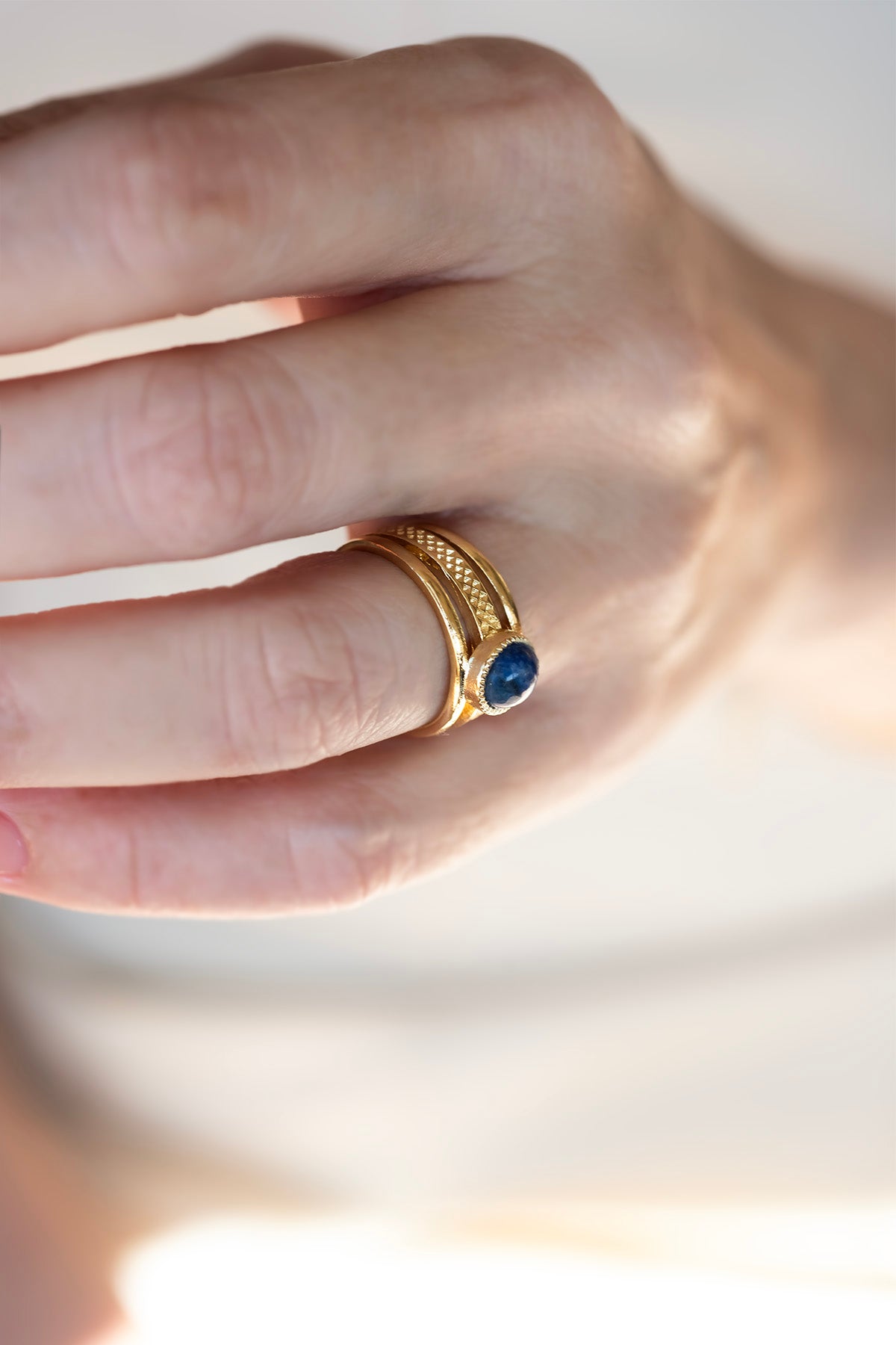 REY NAVY – Lapis Lazuli Stone Ring