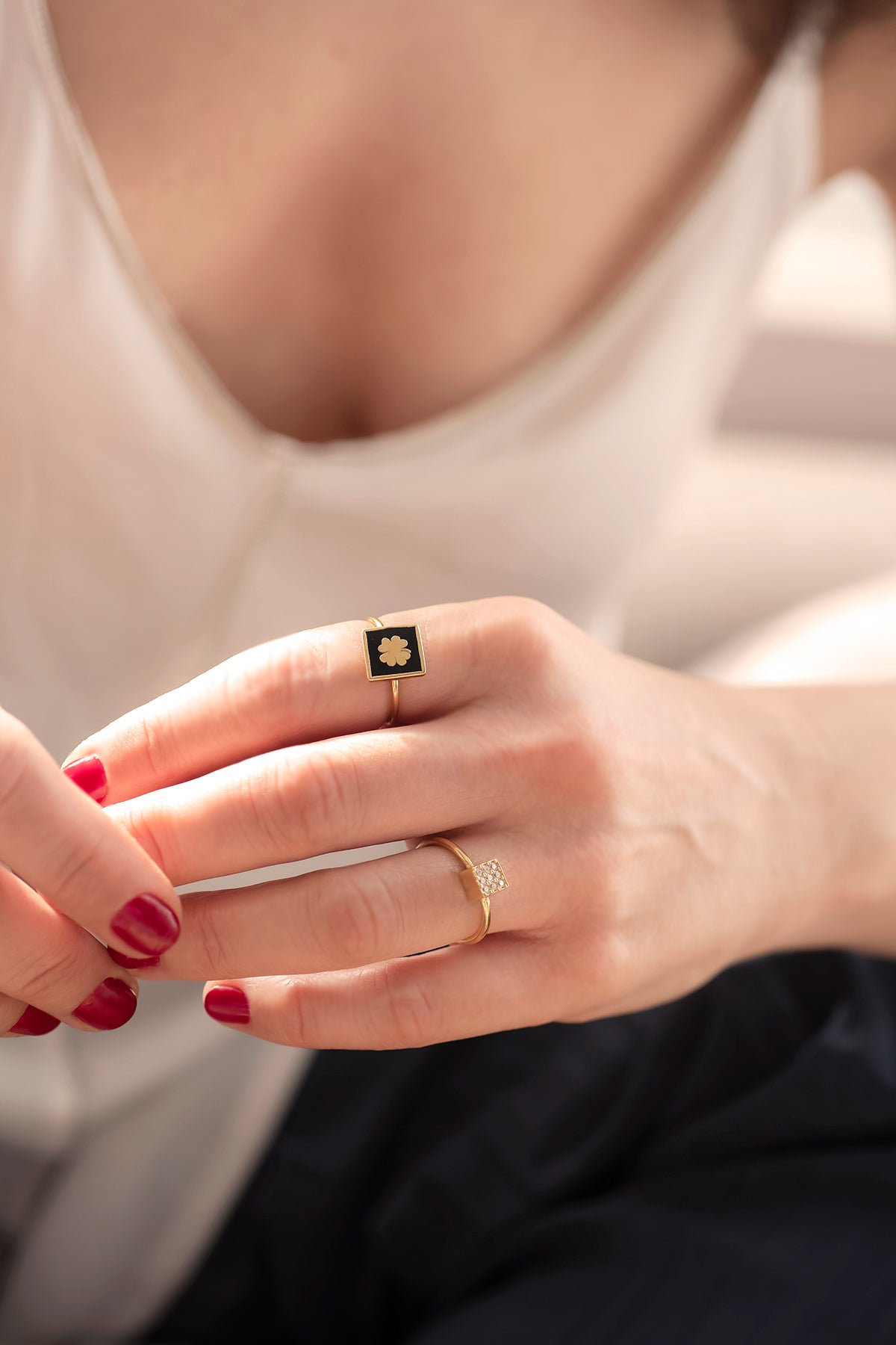 LUCKY SHAMROCK – Adjustable Clover Ring