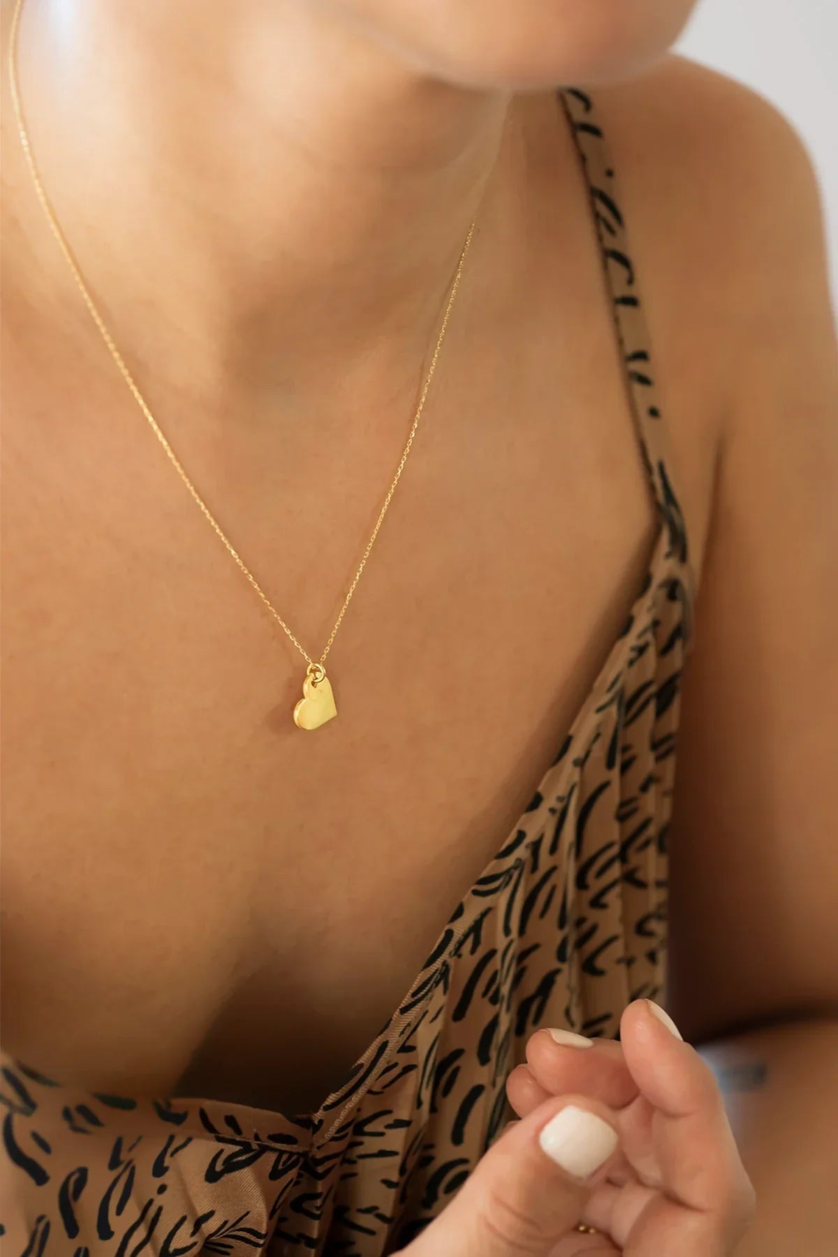 AMORE - Heart Necklace