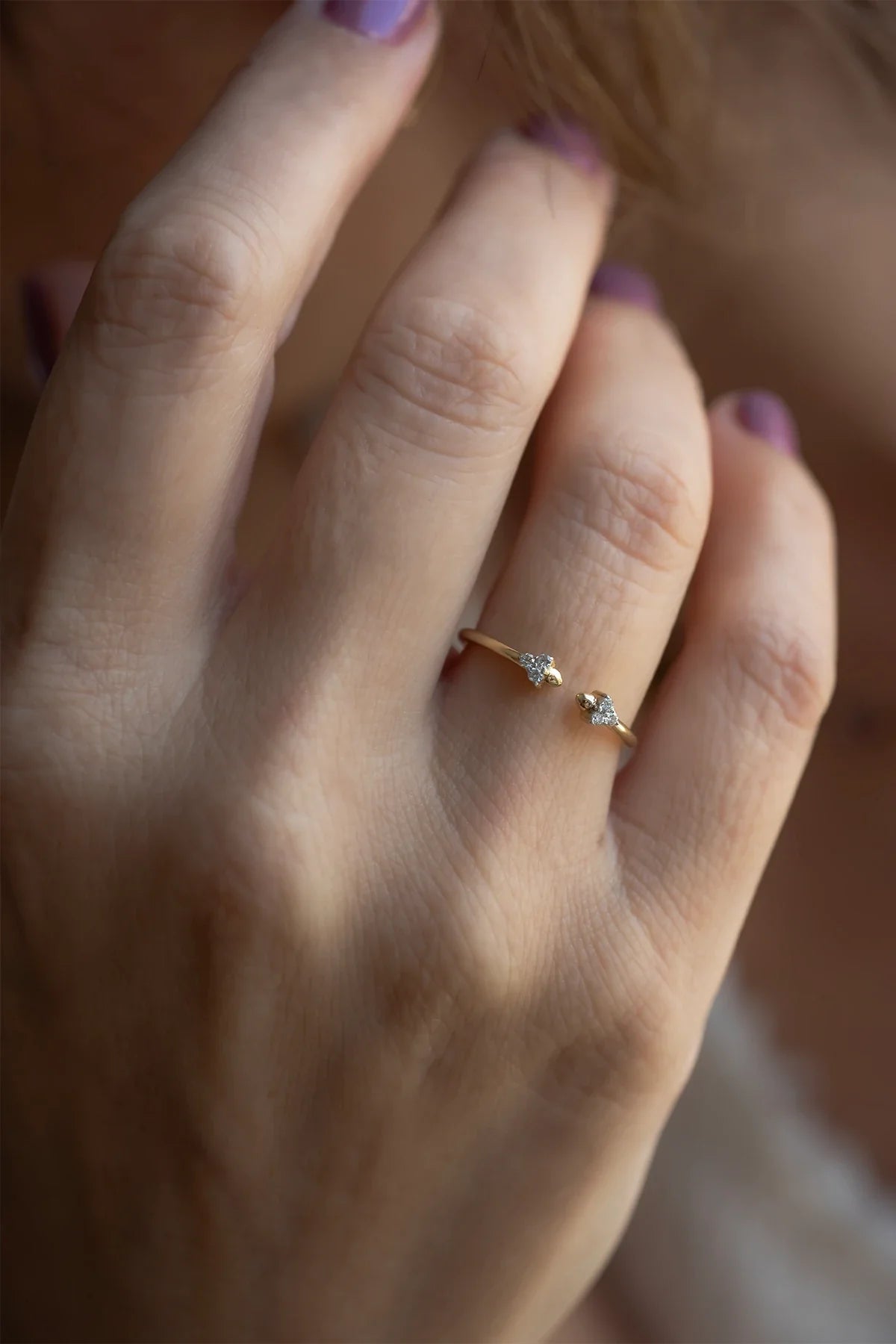 FLORA - Delicate Diamond Ring