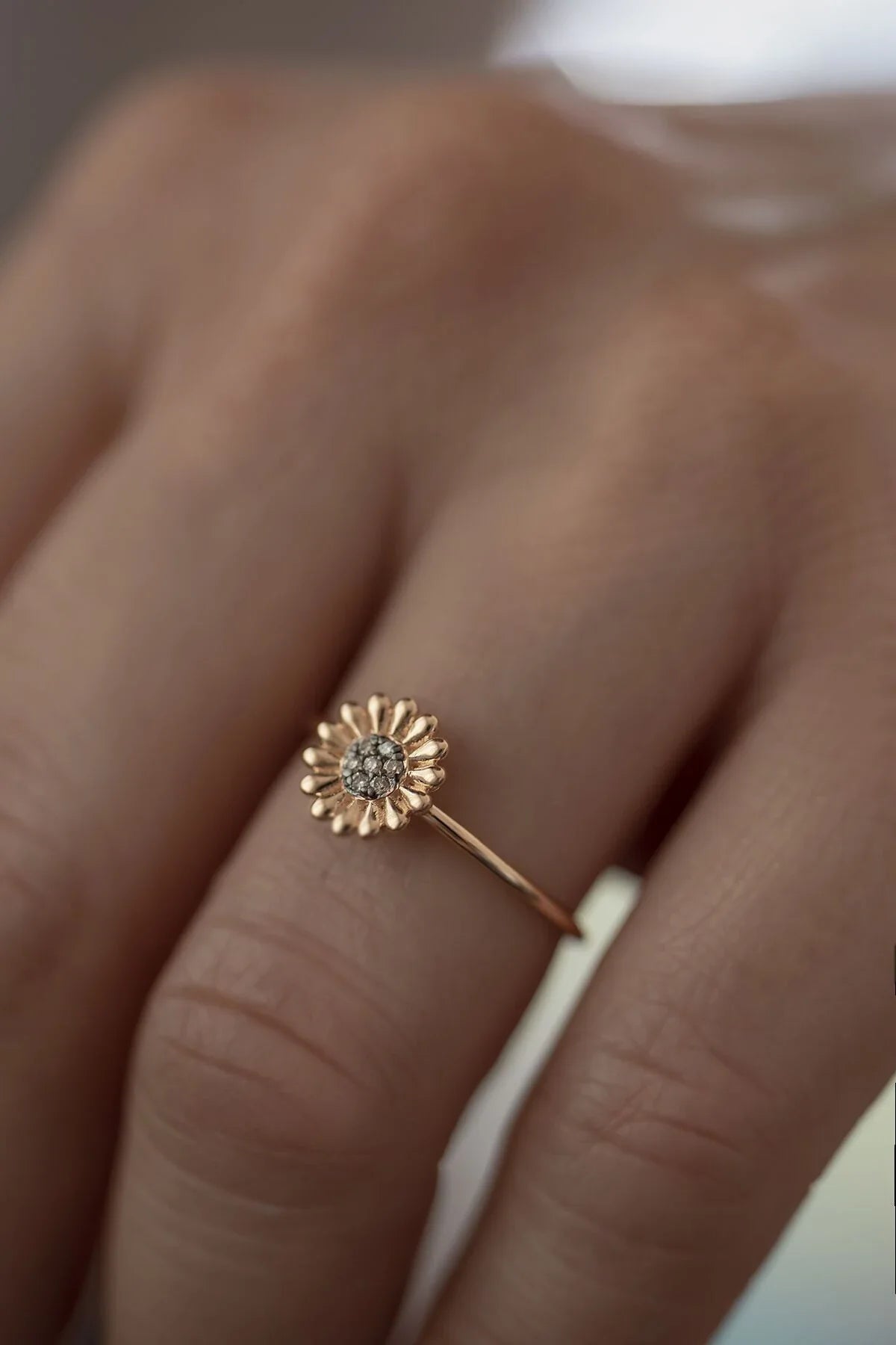 DAHLIA - Diamond Flower Ring
