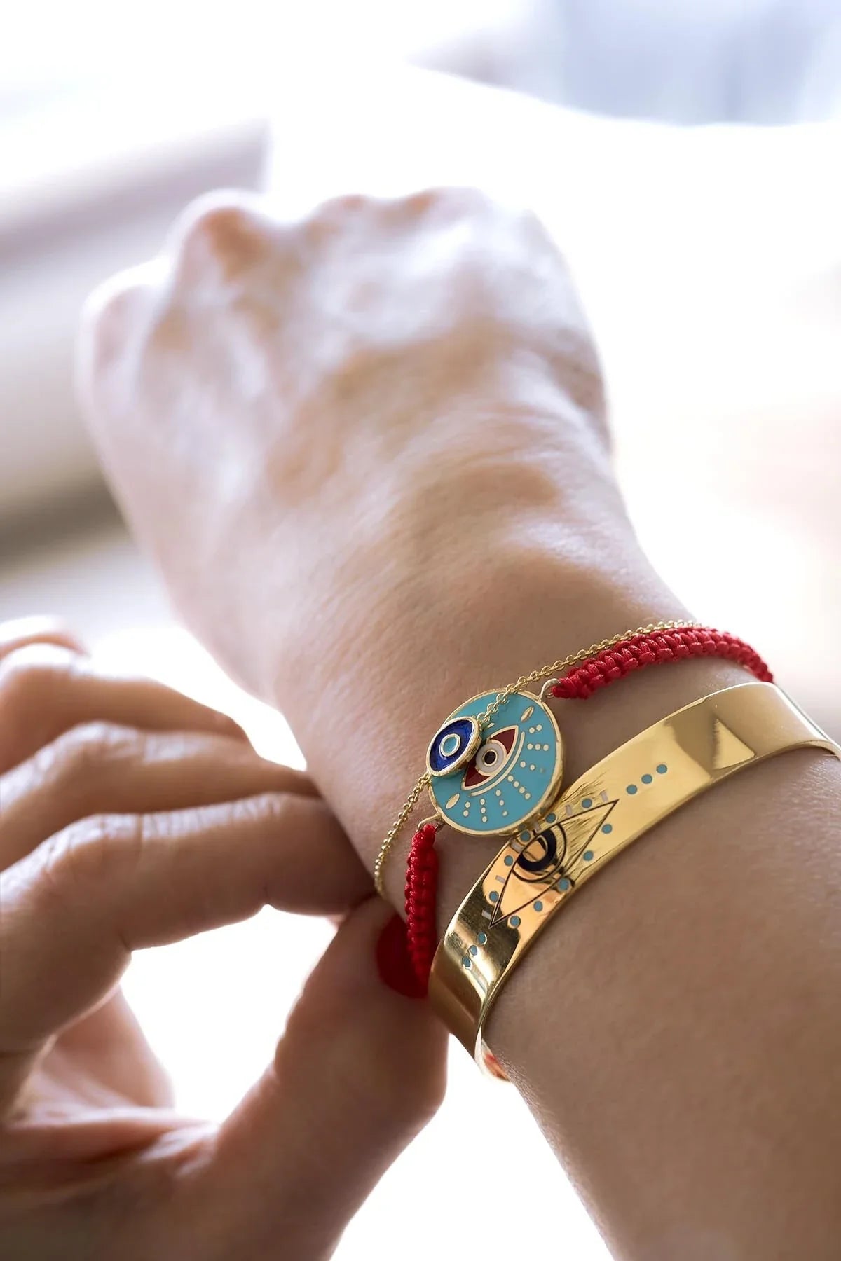 NASIP – Protective Eye Cuff Bracelet