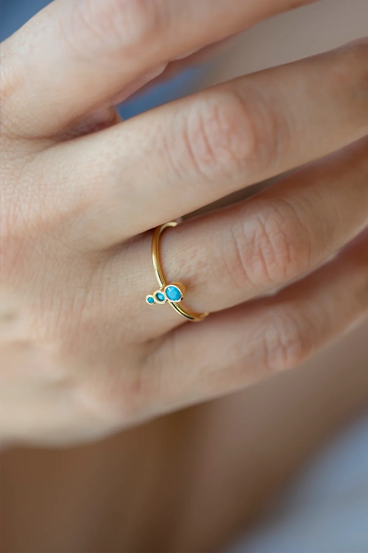 MONA – Blue – Triple CZ Accent Ring