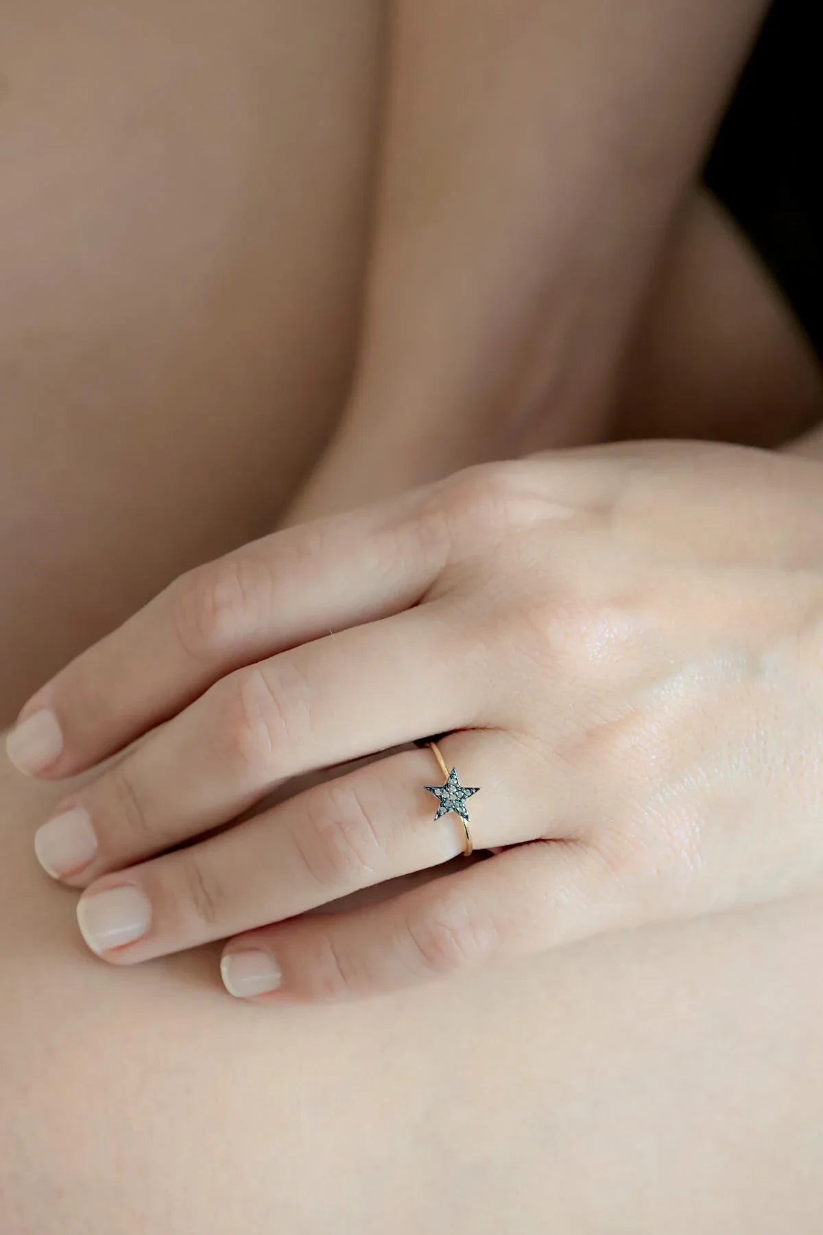 DIAMOND STAR – Minimal Ring