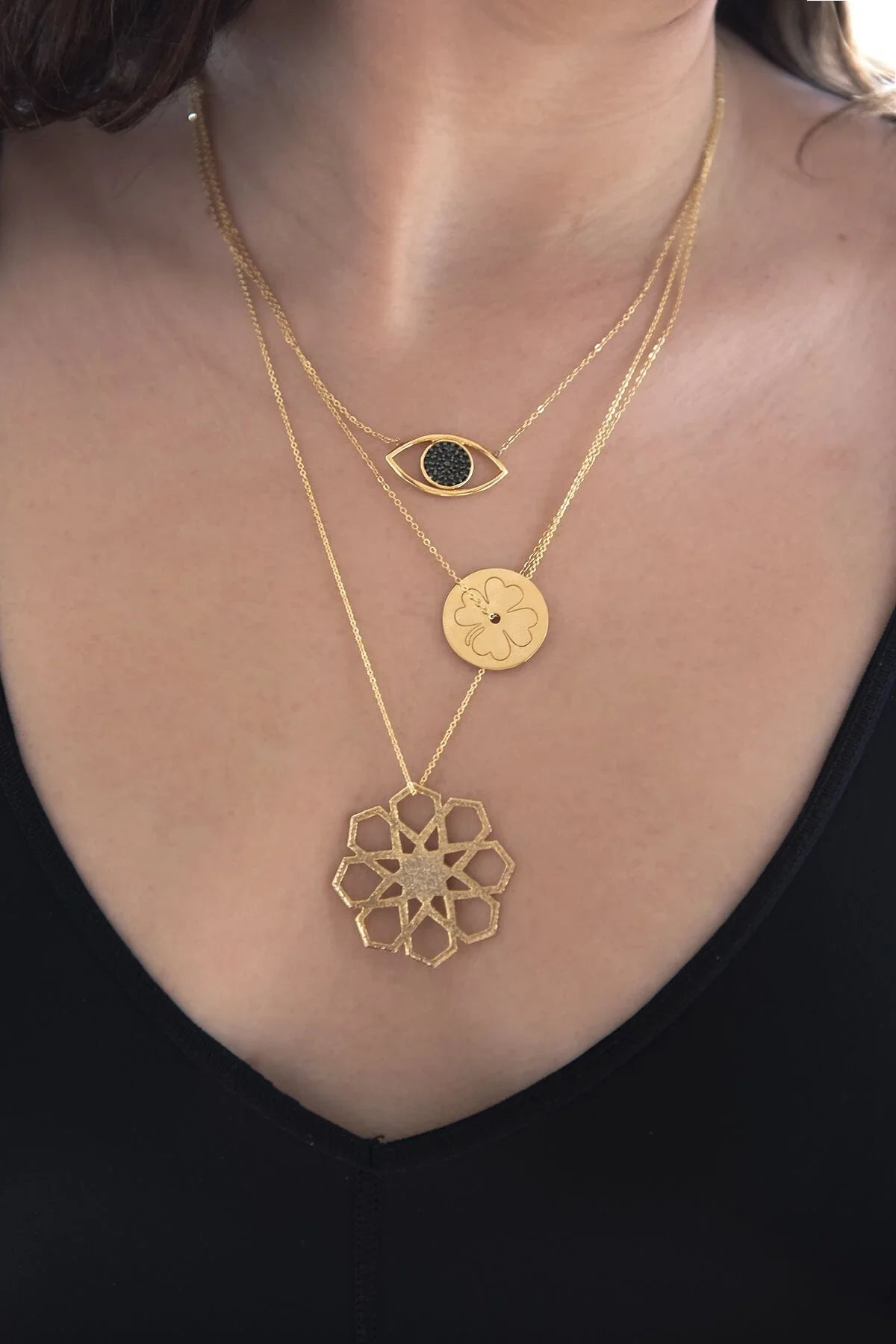 EPHESIAN – Star Pendant Necklace