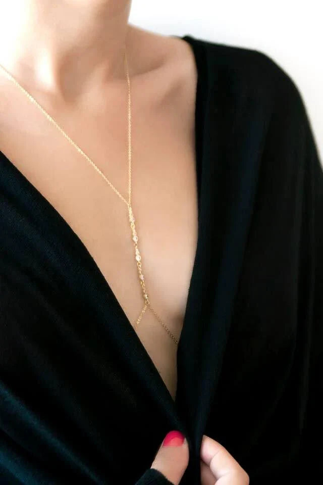DIAMOND FLOW – Light-Catching Body Chain