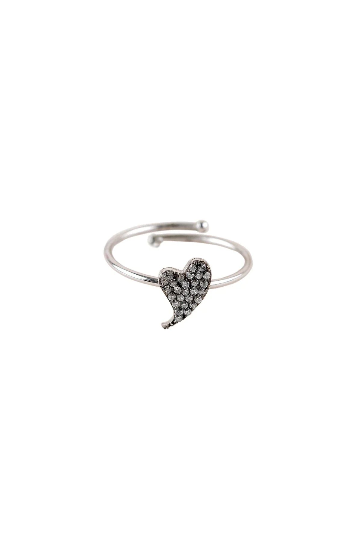 DIAMOND BEAT – Heart-Shaped Ring