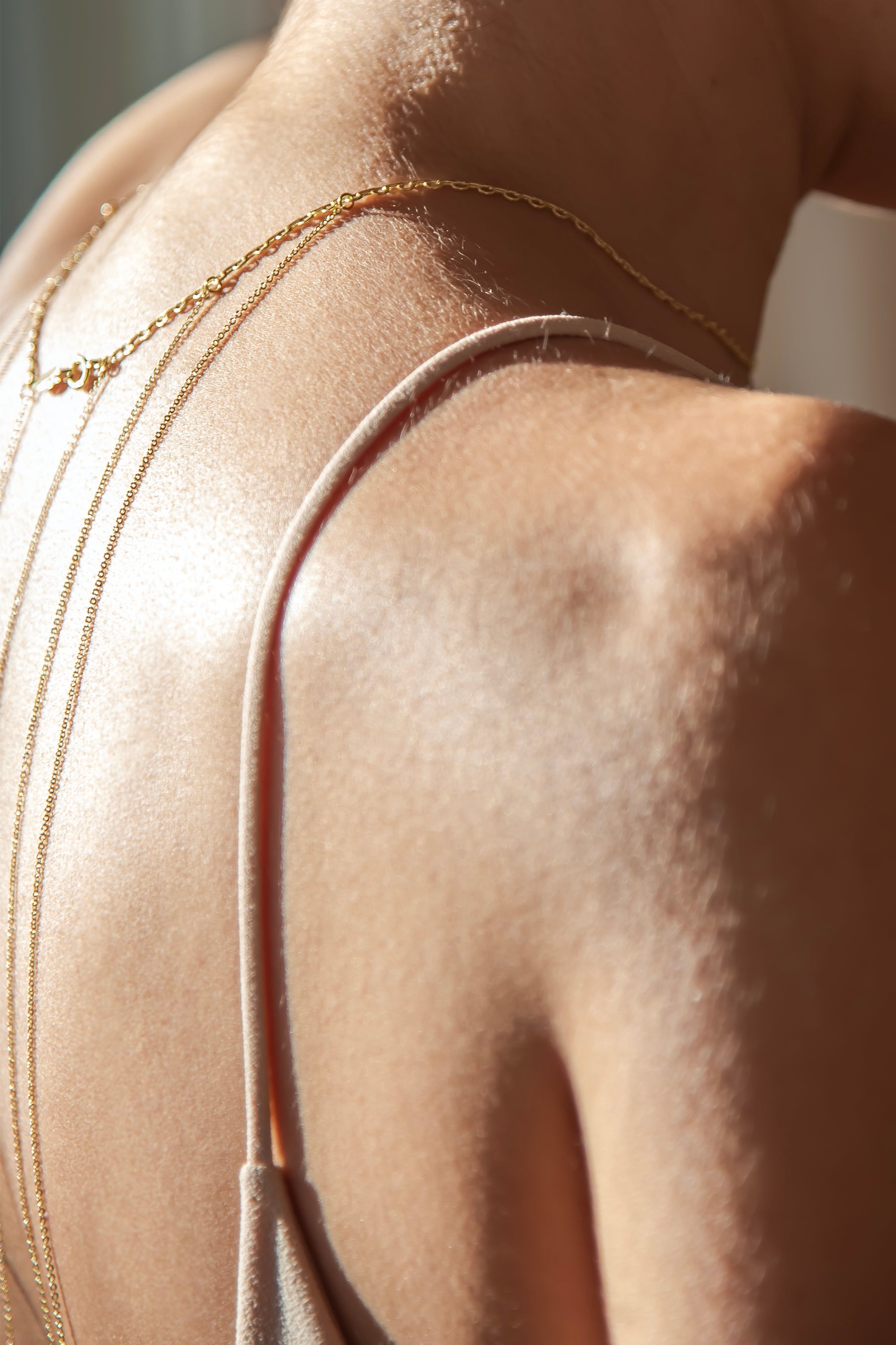 BEHIND MY BACK - Back Jewelry