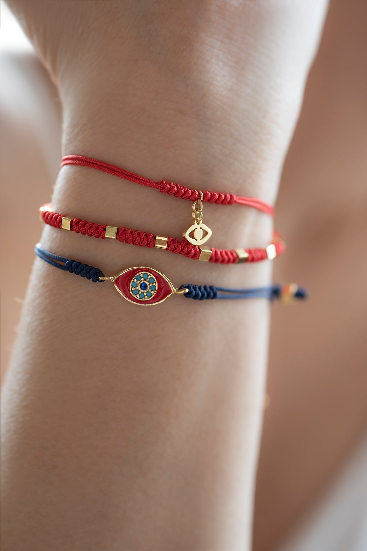 MINI RED – Minimal Eye Cord Bracelet