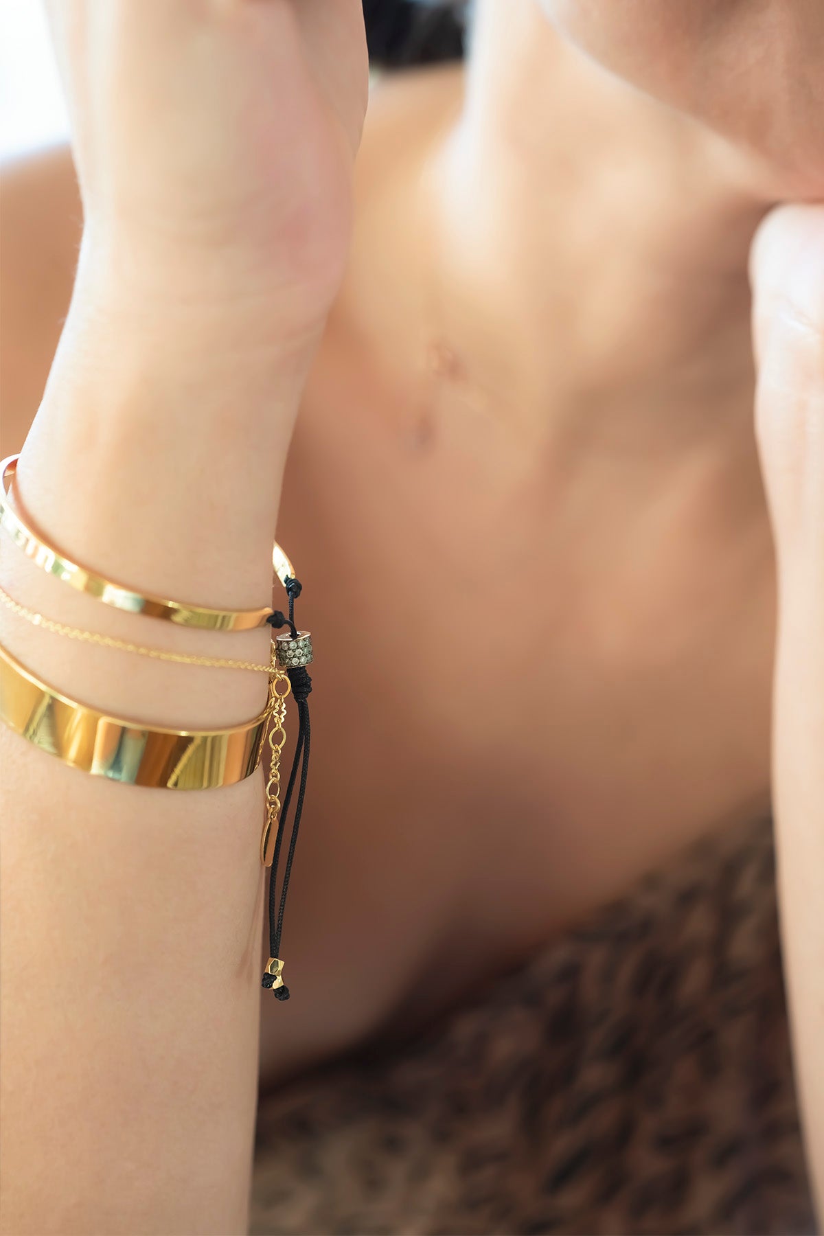 DREAMER - Thin Cuff Bracelet