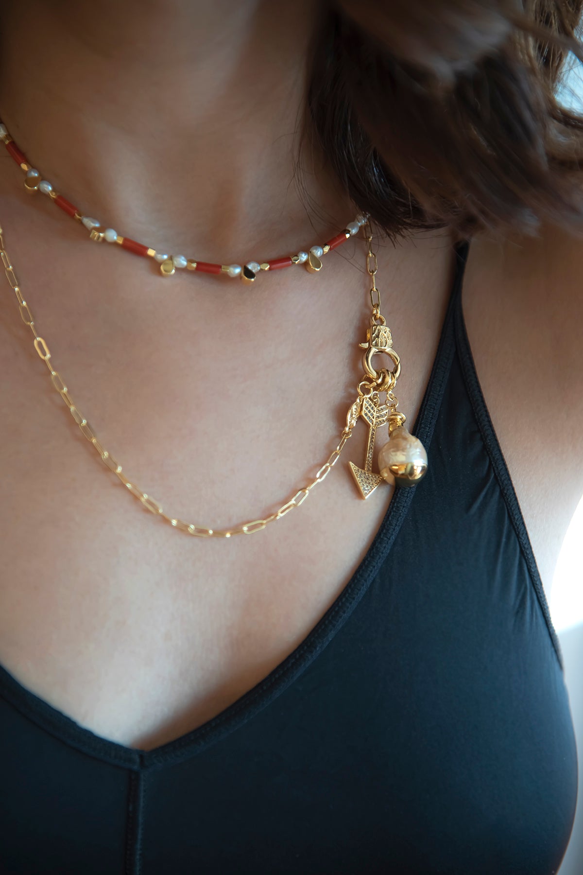 GOLDEN PEARL – Baroque Pearl Charm