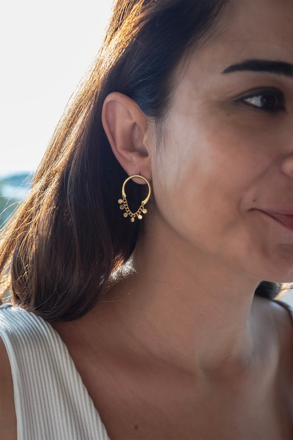 CHIN CHIN – Hoop Earrings with Chain Detail