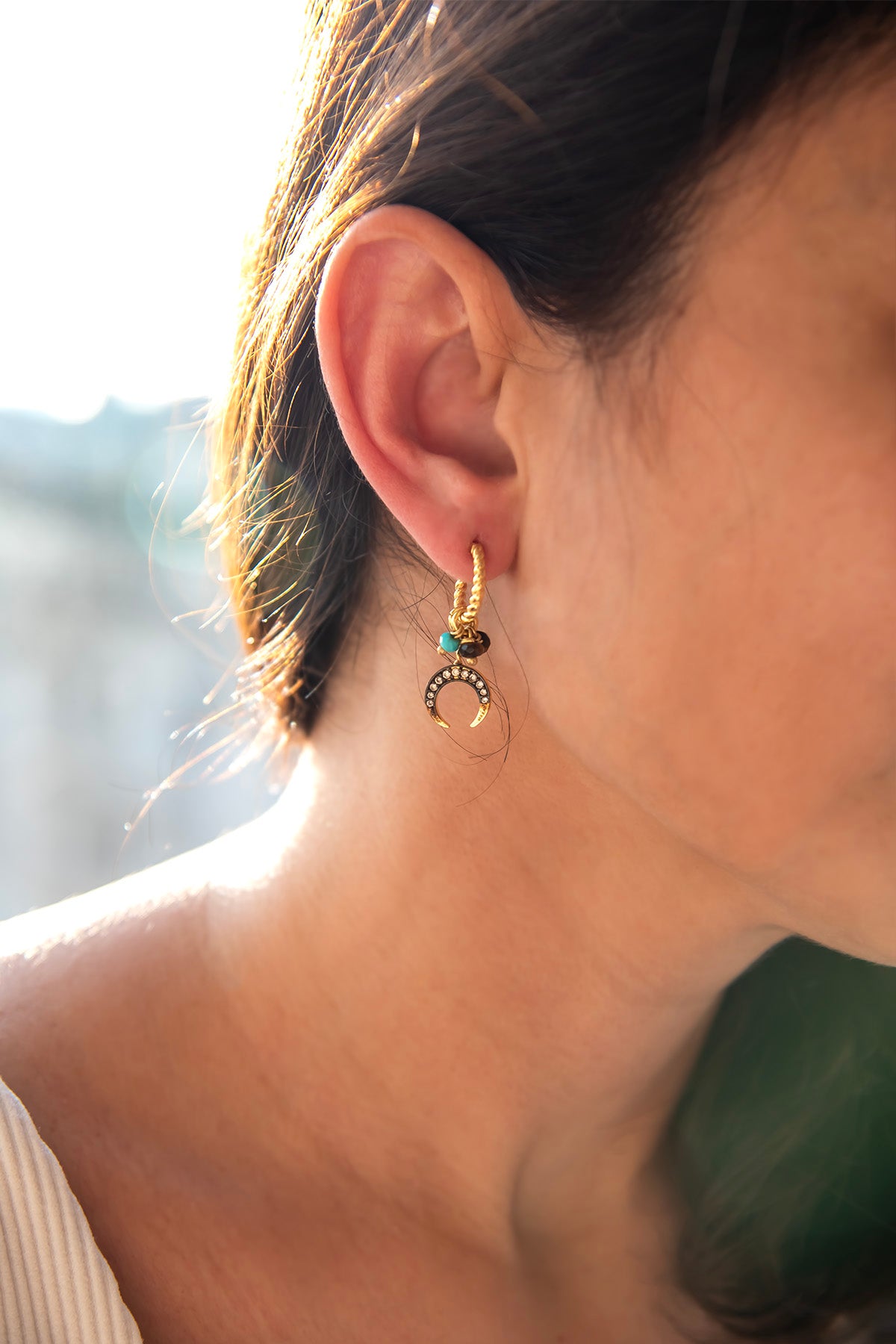 MOONGLADE - Crescent Earrings