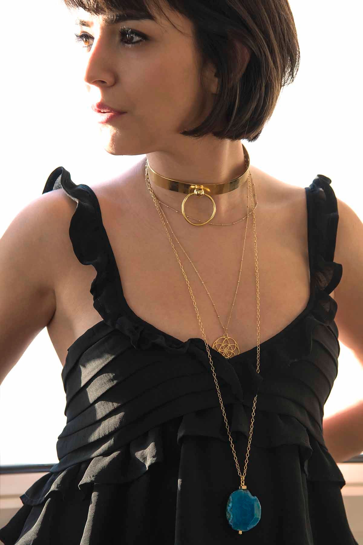 COLLAR – Discreet Statement Choker