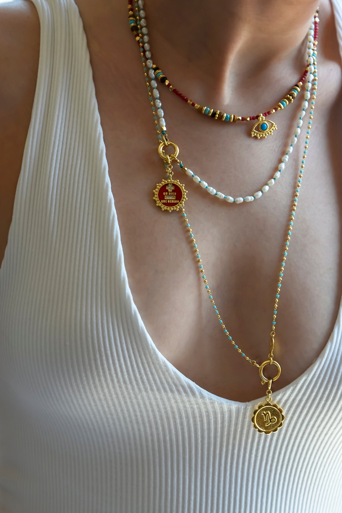 MAGIC EYE - Coral Eye Necklace