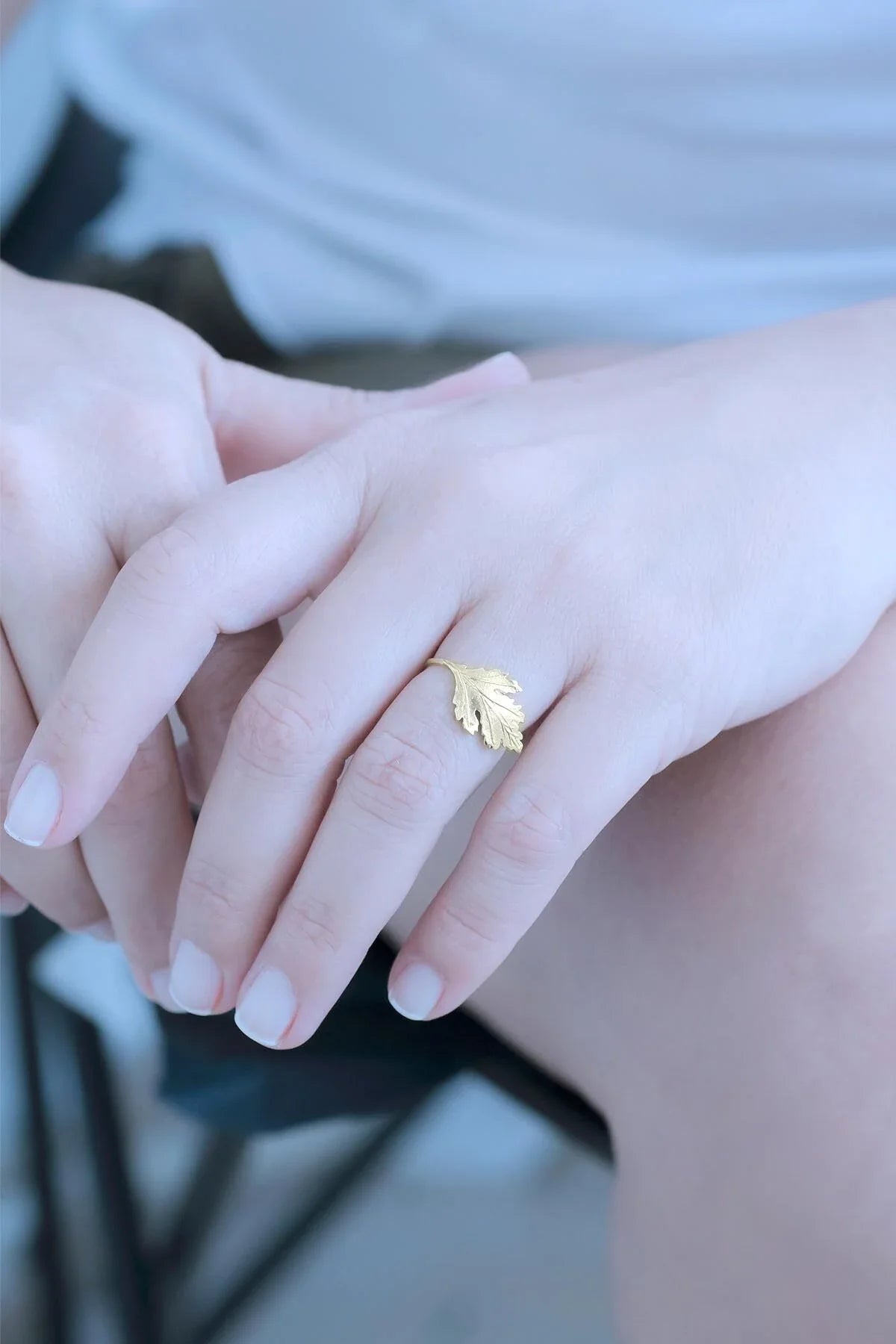 THE LEAF – Sculpted Leaf Ring