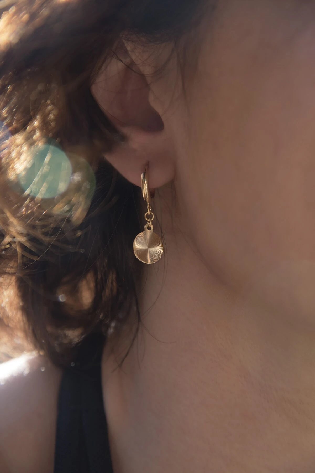 GOLDEN DISC – Textured Hoop Earrings