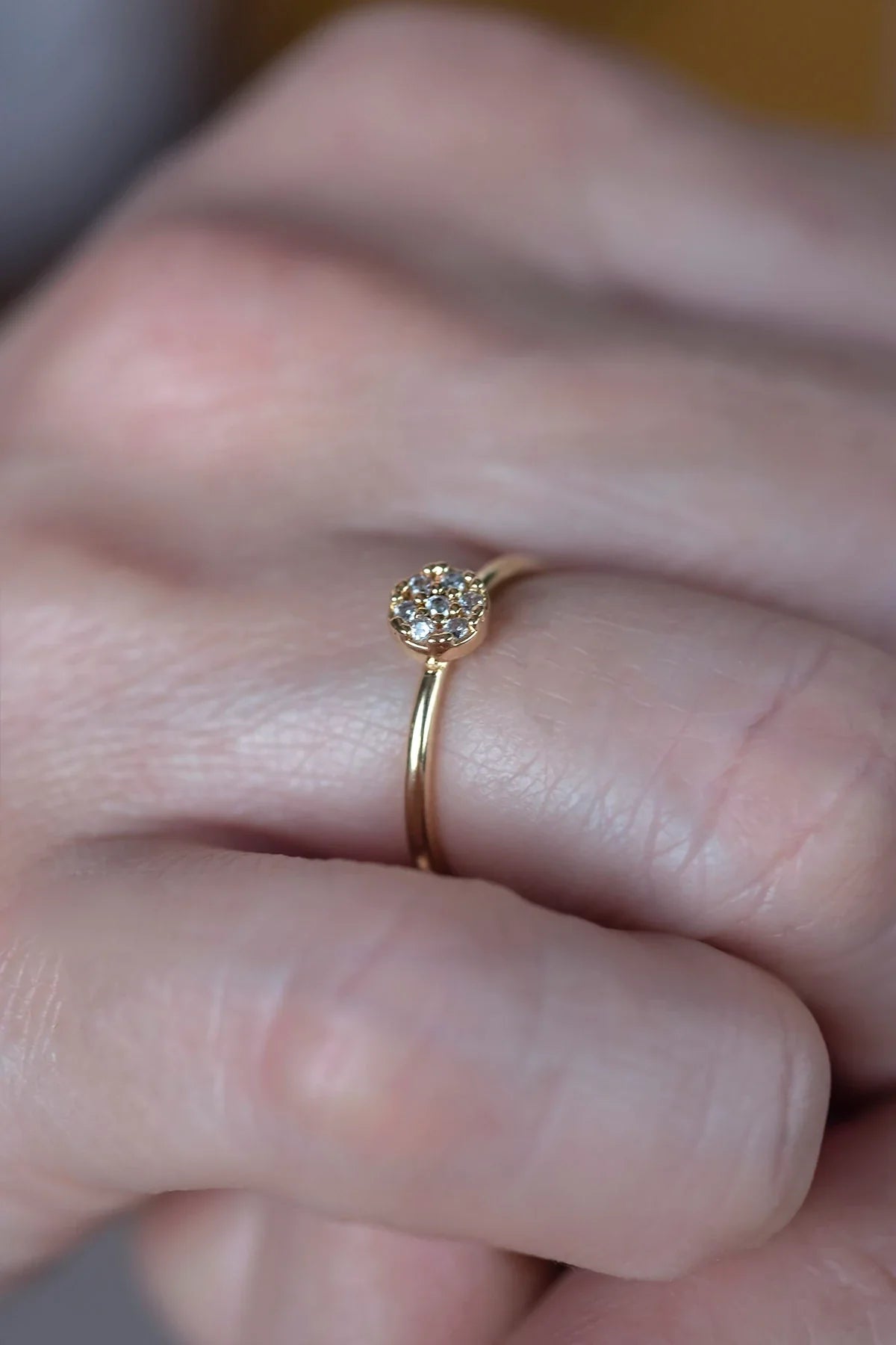 ROUNDIE – CZ Accent Ring