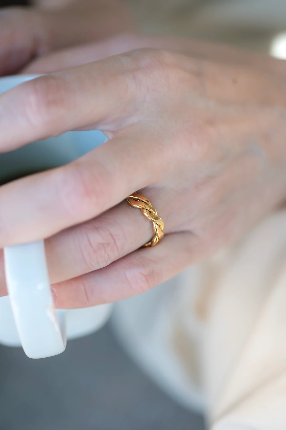 TWISTED – Bold Twist Statement Ring