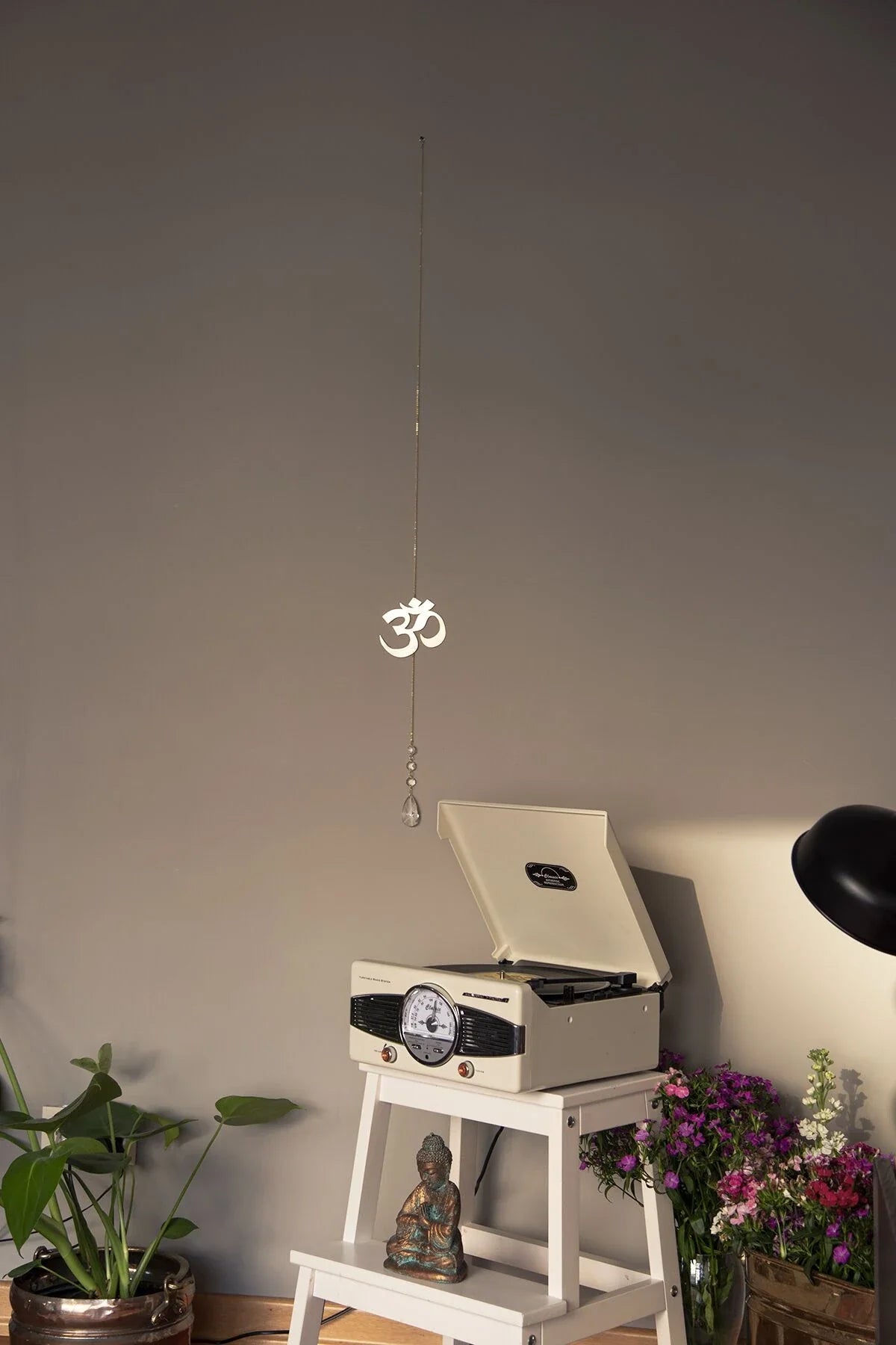 SACRED SOUND – Om Sound Wall Decor