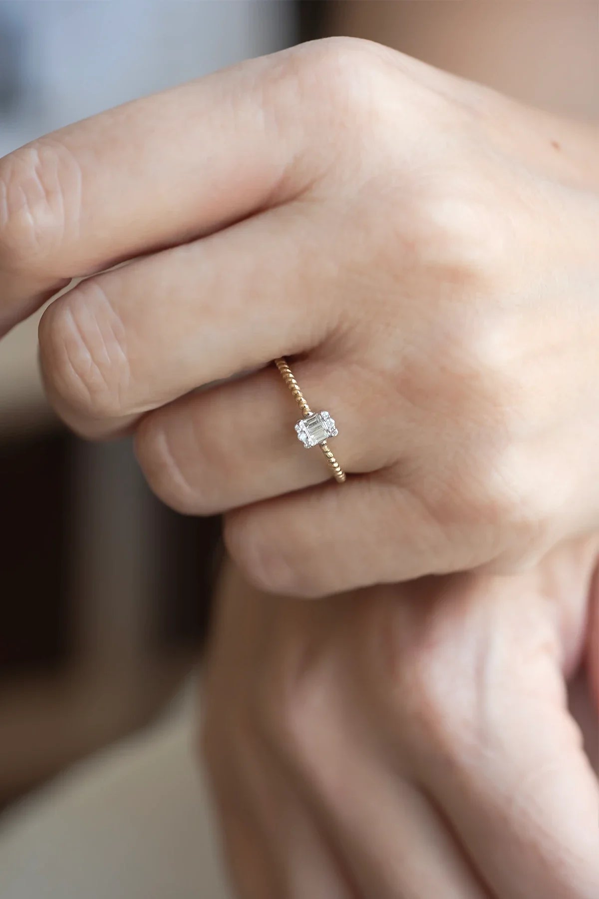 ISABEL – Baguette & Round Diamond Ring