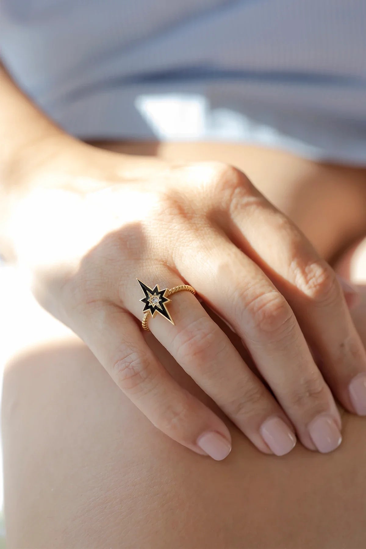 SPARKLE – BLACK – The Star Ring
