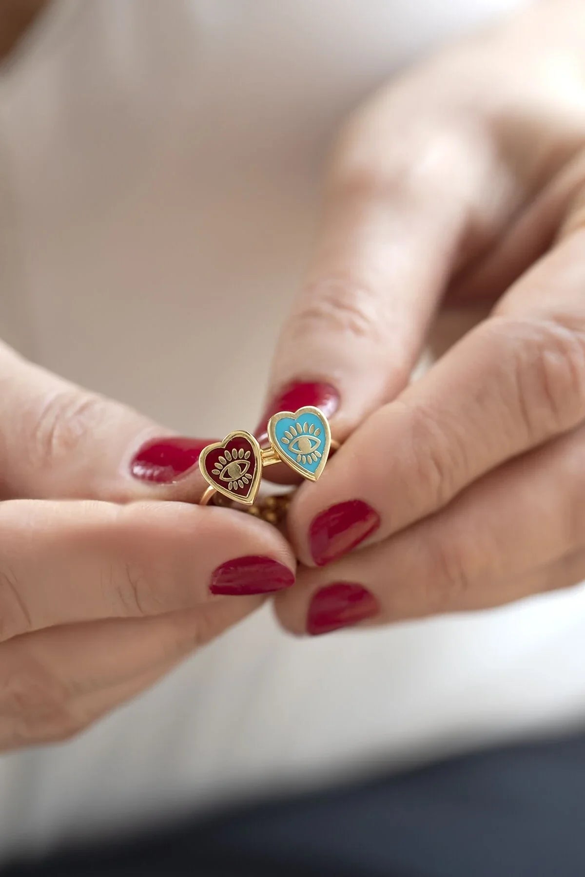 SANGRIA – Red Heart Ring