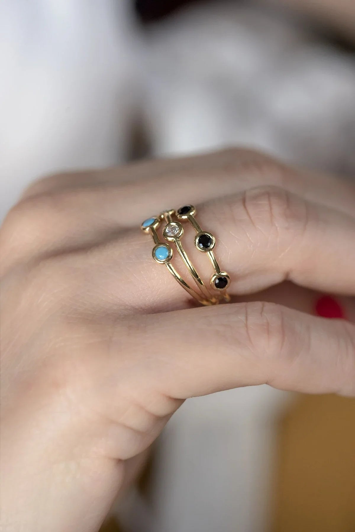 TROIA – Three CZ Balance Ring