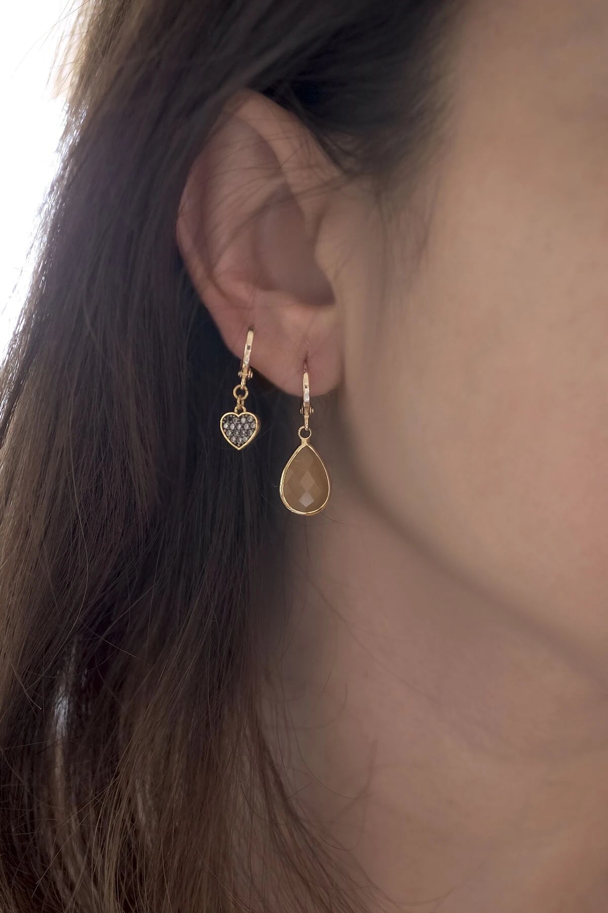 TINY HEART – Heart Dangle Earrings