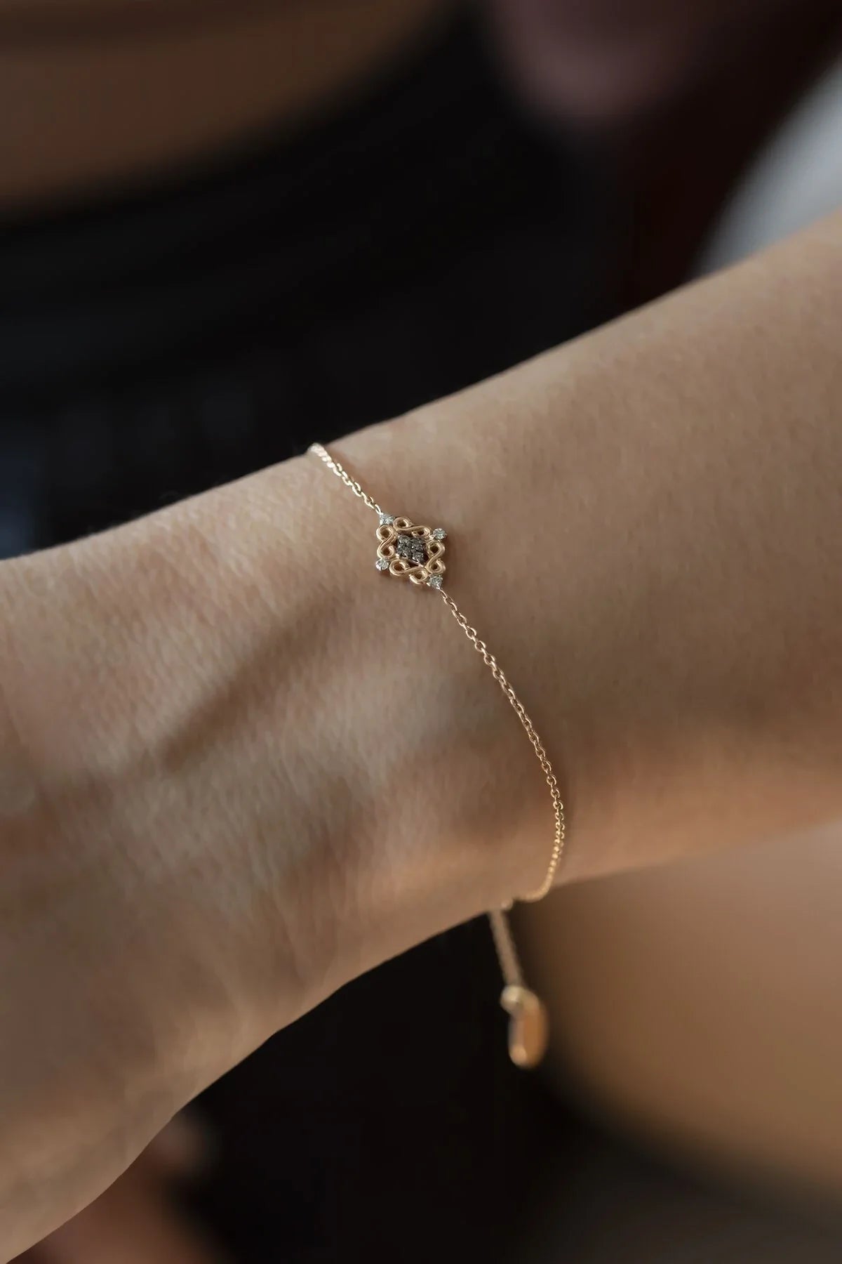 LEILA – Vintage-Inspired Diamond Bracelet