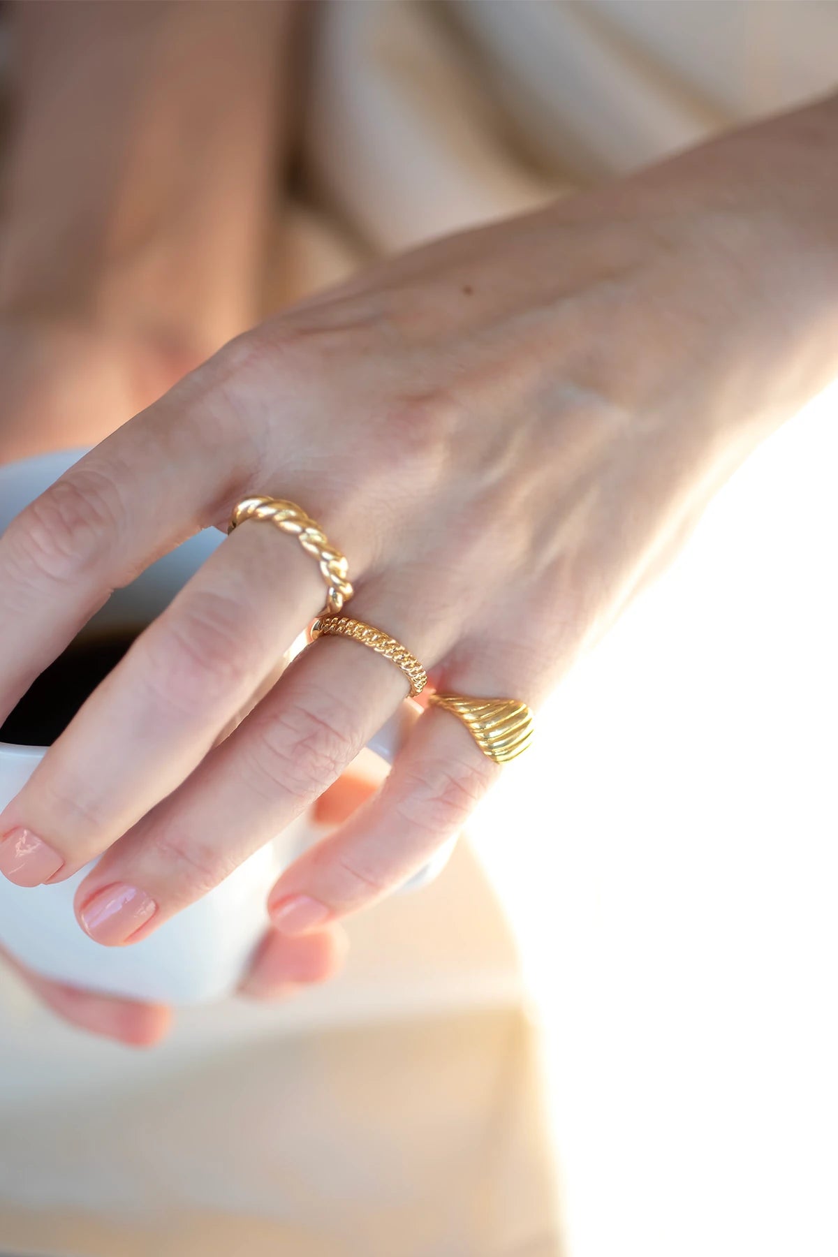 BOMBASTIC – Domed Croissant Pinky Ring