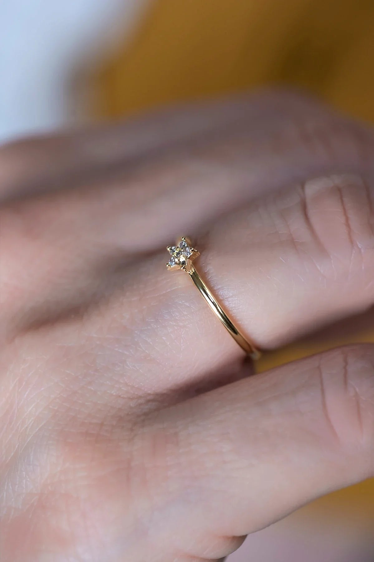 STAR – Minimal CZ Star Ring
